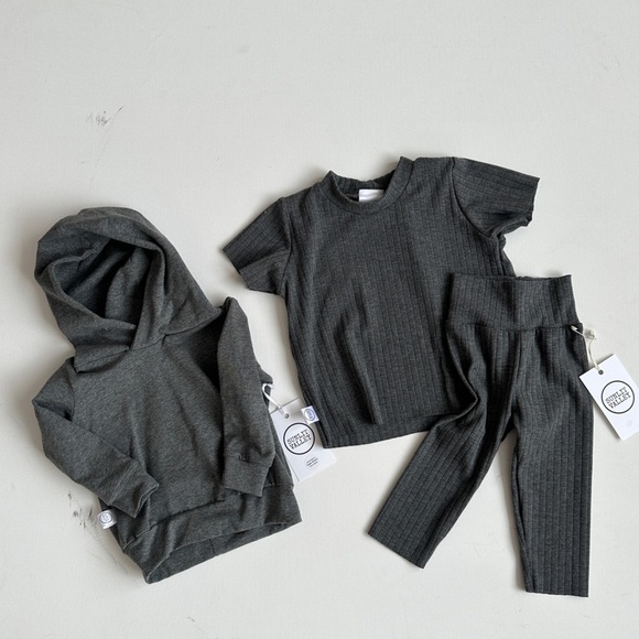 NWT - Sunlit Valley Baby Bundle -Handmade Tee & Legging Set + Hoodie -Grey 6-12m - Picture 1 of 3